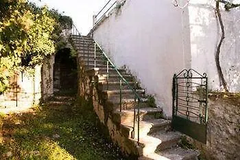 Eleni Villa
